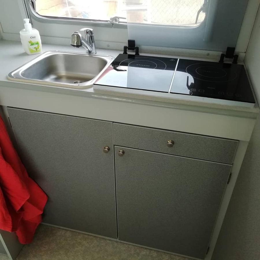 Nova Alofa Caravan Моншики Экстерьер фото